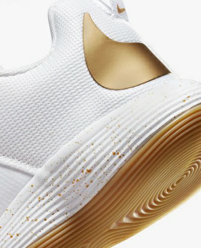 お値下げ中！Nike React ホワイトMetallic Goldスニーカー