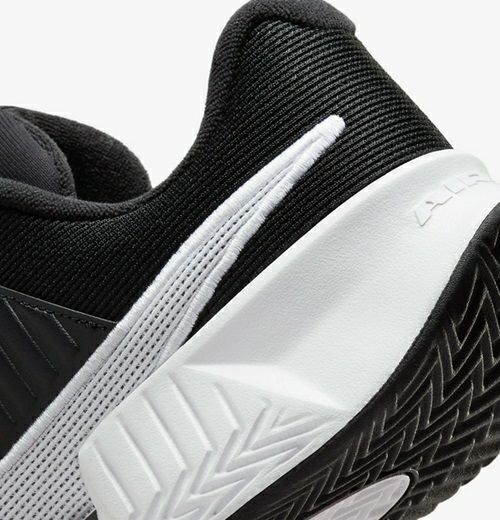 ナイキ ズーム GP チャレンジ プロ クレーコート用 ブラック 2024