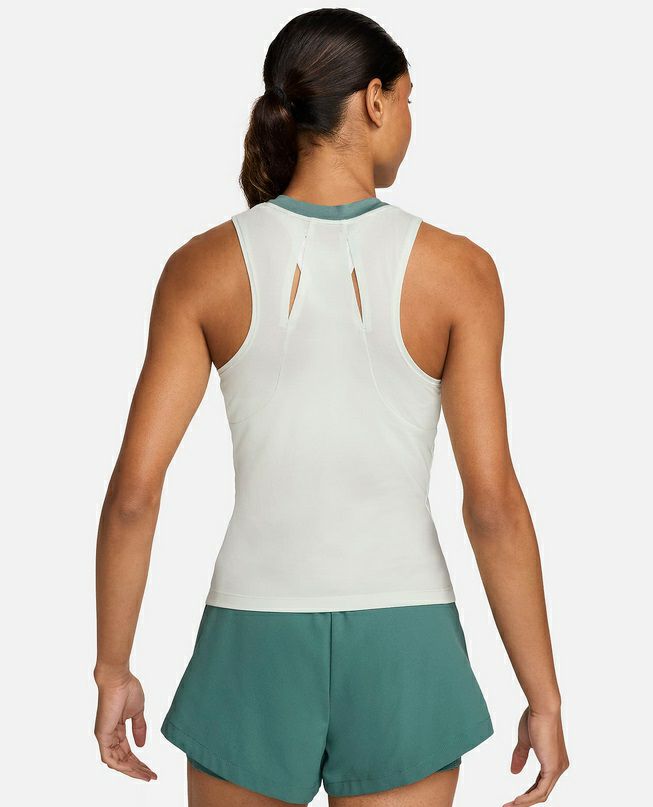 ナイキコート アドバンテージ Dri-FIT テニスタンクトップ ベアリー