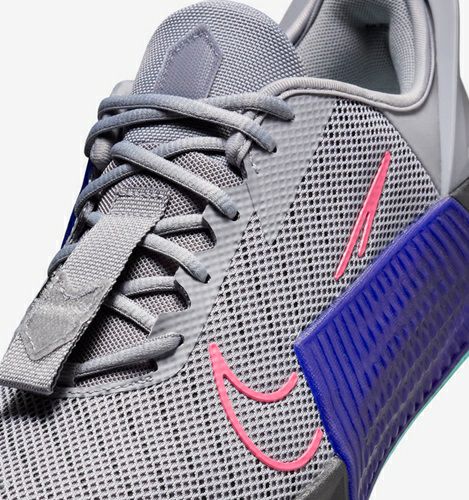 「美品」メトコン9 nike トレーニング　ウエイトリフティング　ナイキ 筋トレ中上級者向け】NIKEのメトコン9をレビュー！スクワットに