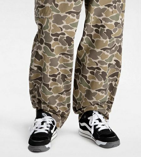 ヴァンズ ローリー XLT ブラック ホワイト 2024