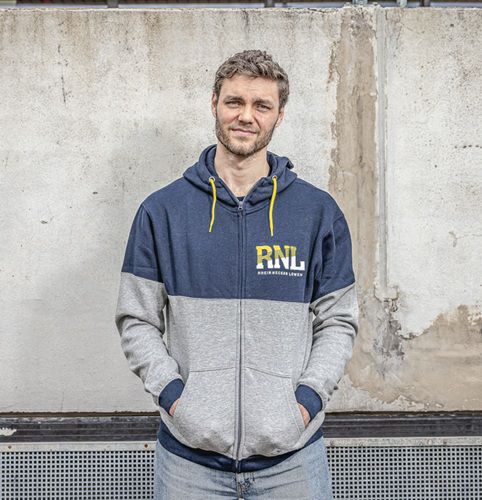 ラインネッカーレーヴェン フード付きジャケット RNL