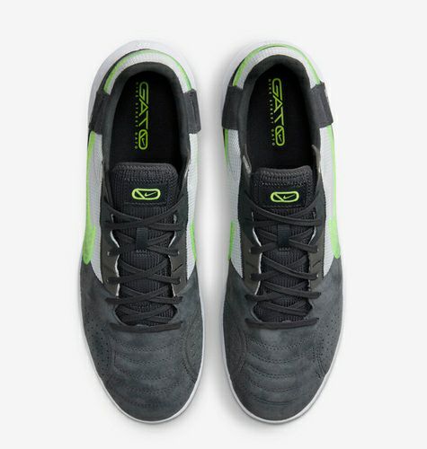 ナイキ ストリートガト ブラック ボルト 2024