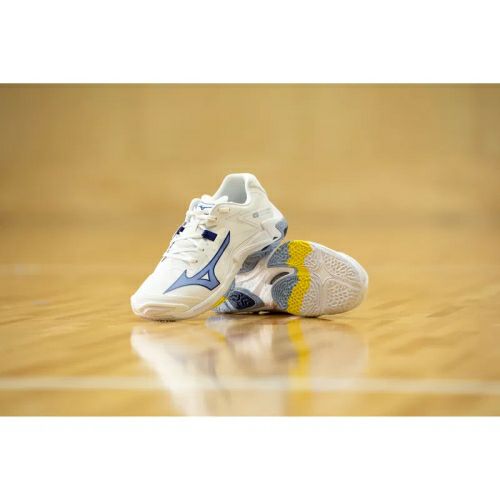 mizuno MZライトニングZ8 WN ホワイト 23.5 MIZUNO ミズノ WAVE LIGHTNING Z8 ウエーブライトニング