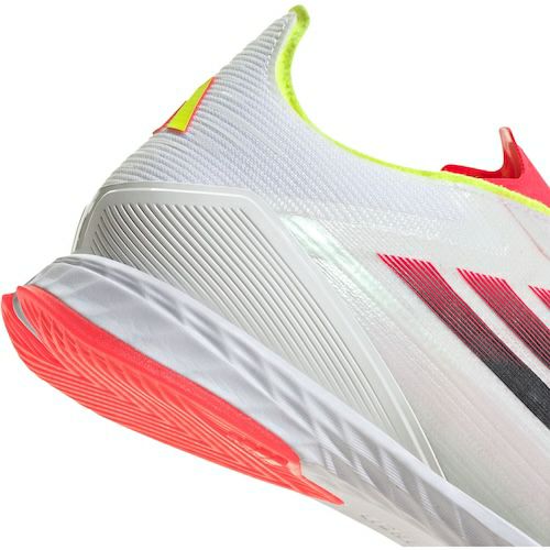 アディダス F50 プロ IN クラウドホワイト ソーラーイエロー 2025