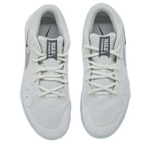 ナイキ ハイパークイック SE サミットホワイト メタリックシルバー 2025