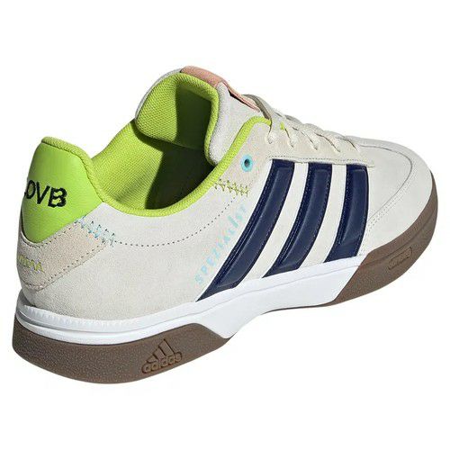 アディダス スペシャリスト フットウェアホワイト 2025