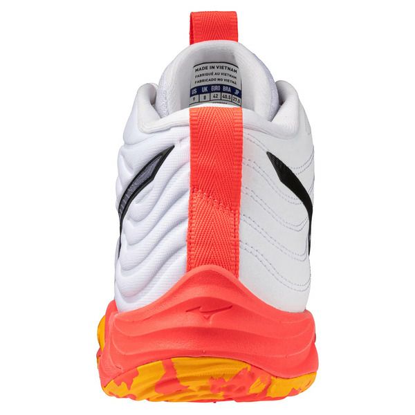 ミズノ ウエーブ モーメンタム エリート ミッドカット