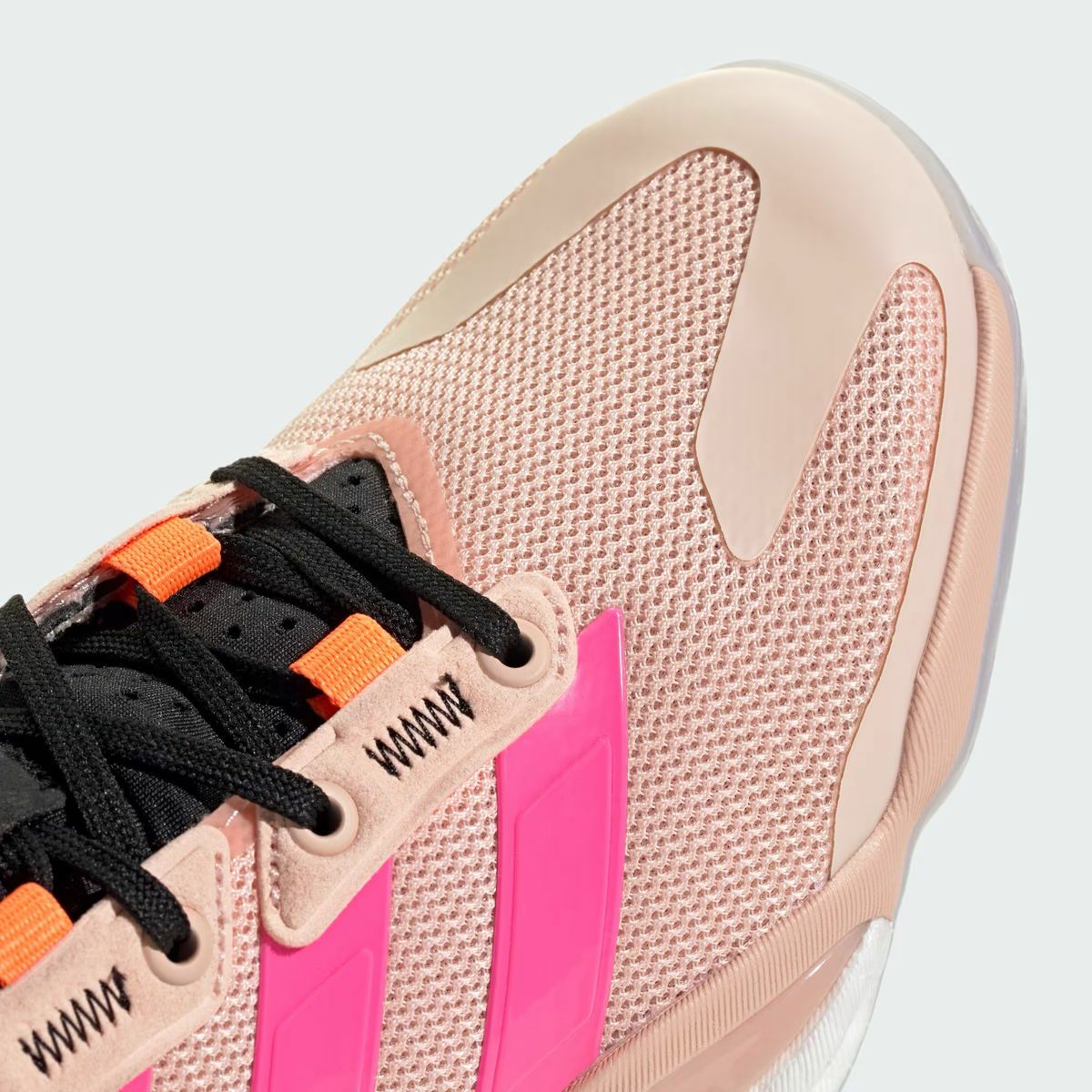 アディダス スタビル 16 