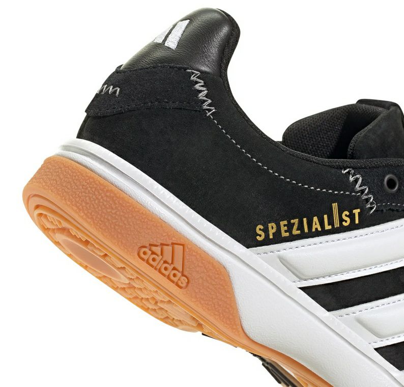 アディダス スペシャリスト コアブラック 2026