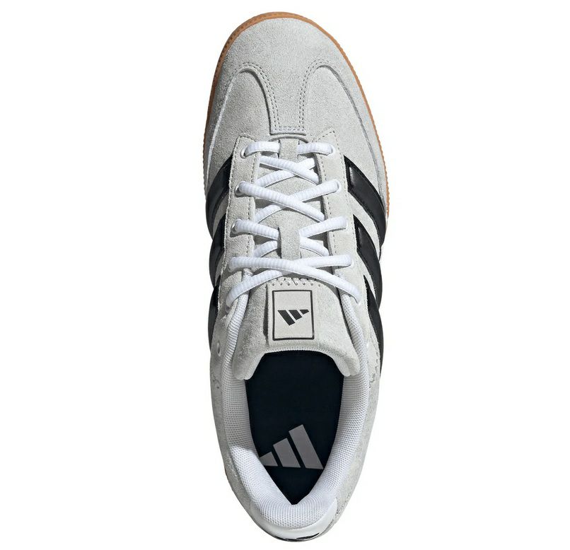 アディダス スペシャリスト クラウドホワイト 2026