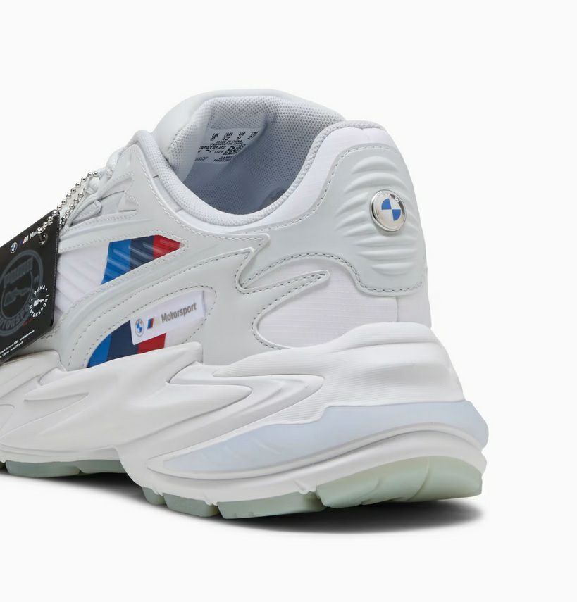 プーマ × BMW M モータースポーツ RS サージ スニーカー ホワイト 2026
